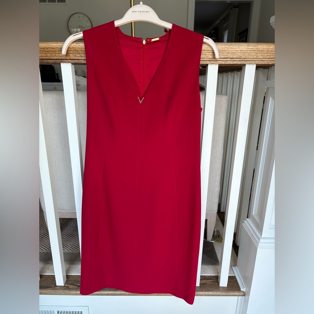 Elie Tahari Red Sheath Cocktail Dress V-neck